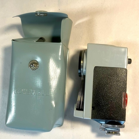 Vintage Honeywell, Tilt-A-Mite ll Folding Fan Camera Flash Unit - Picture 5 of 16